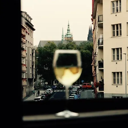 Sunny With Balcony Near Castle With Castle View Apartment *