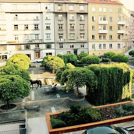 Sunny With Balcony Near Castle With Castle View * Prague