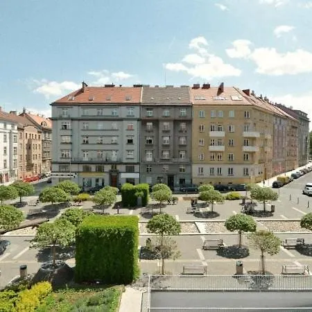 Sunny With Balcony Near Castle With Castle View *